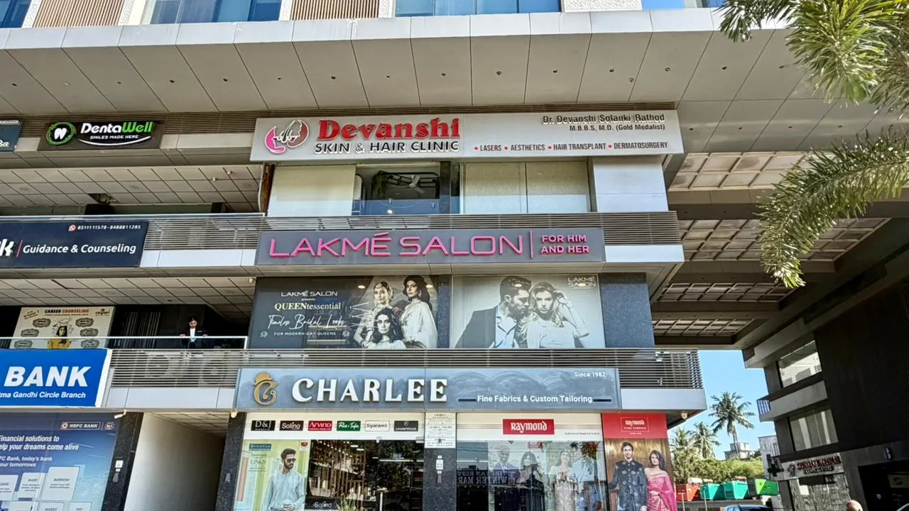 Dermatologist in Vapi cosmetic dermatology results